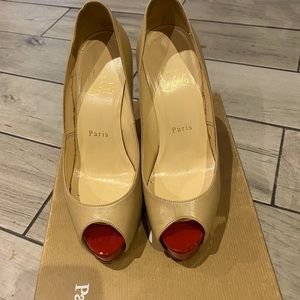 Vendome Christian Louboutin size 6.5